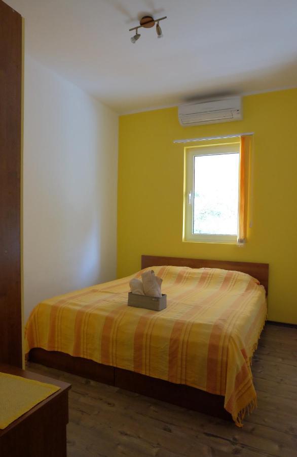 Apartman Precca Супетарска Драга Екстериор снимка