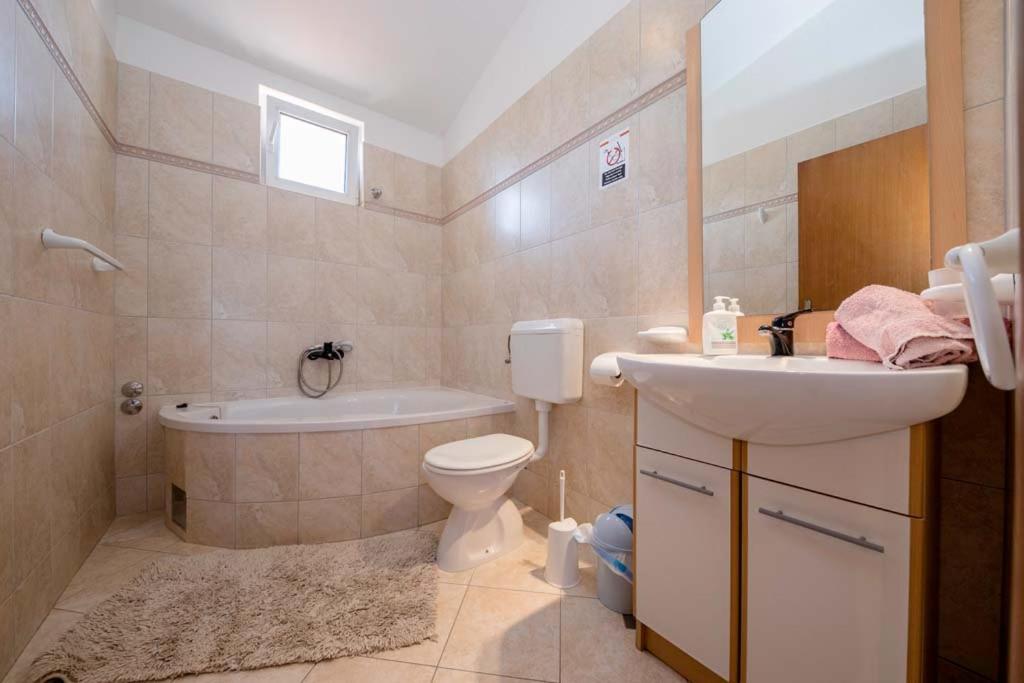 Apartman Precca Супетарска Драга Екстериор снимка